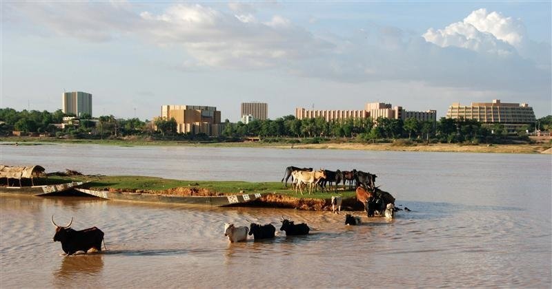 Une vue du fleuve Niger à Niamey