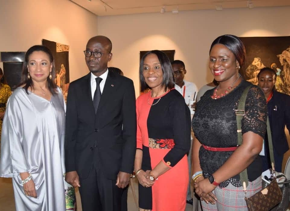 Le ministre béninois du tourisme, de la culture et des arts, Jean-Michel ABIMBOLA aux côtés de se collèges lors du CANEX WKND 2022.