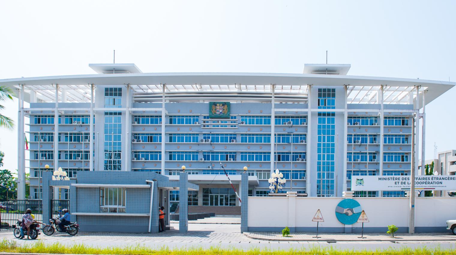 Bâtiment du ministère des affaires étrangères du Bénin à Cotonou. Image d'illustration