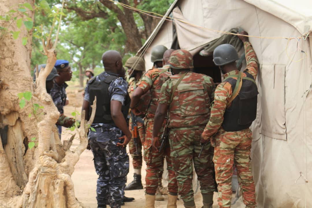 Des militaires et des policiers béninois à Kaobagou dans la commune de Kérou. Image d'illustration