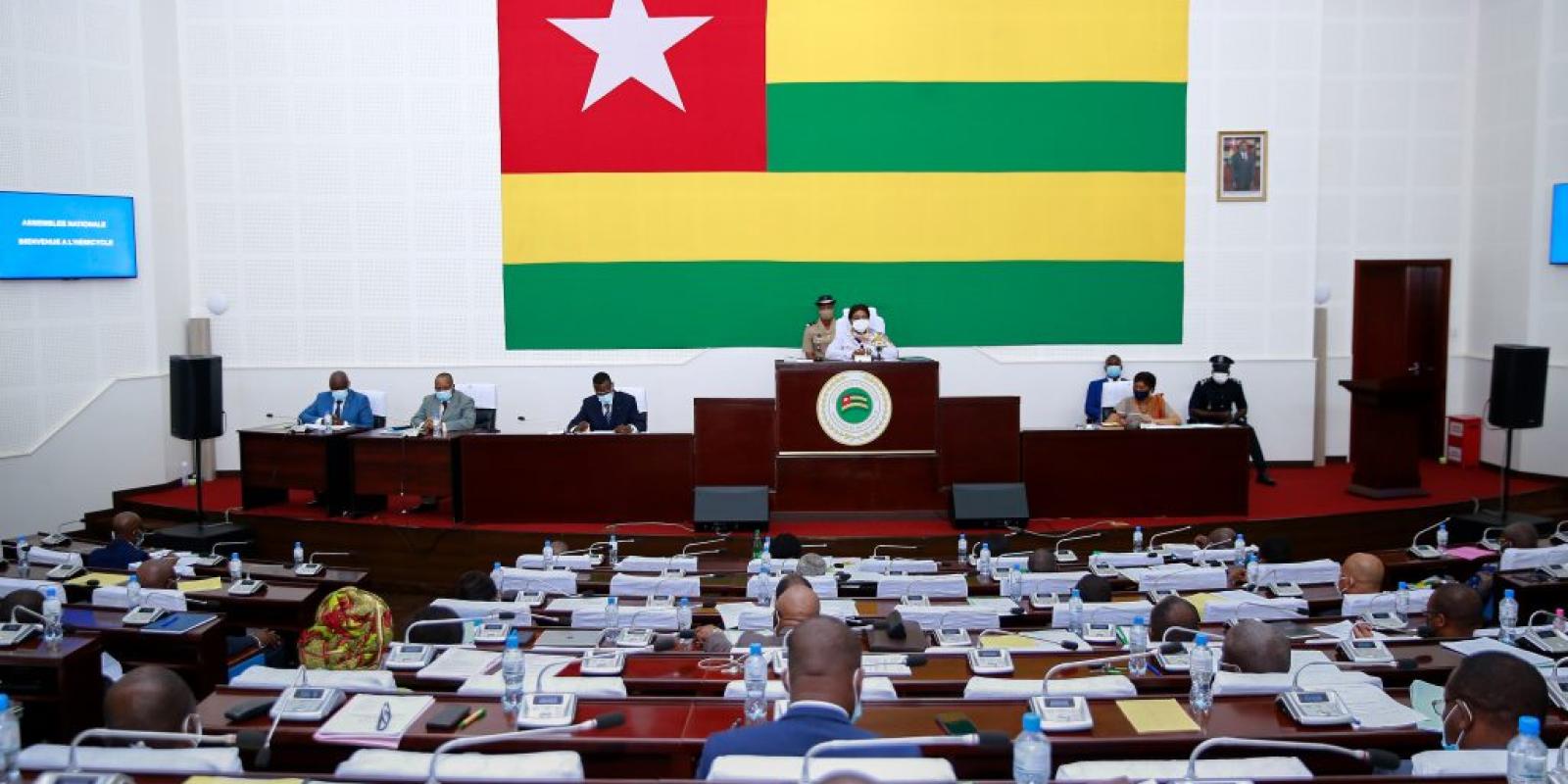 Des députés lors d'une session au parlement togolais
