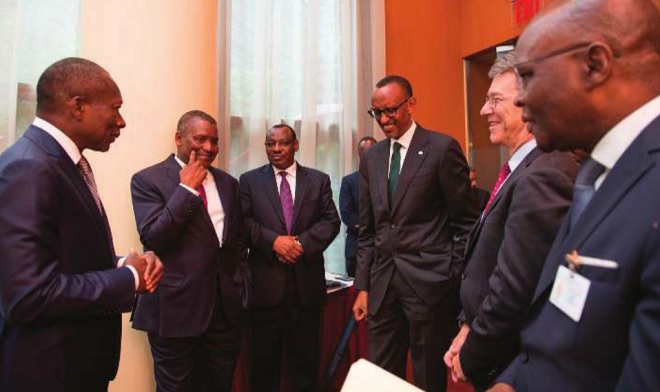 Le président béninois Patrice Talon, son homologue rwandais Paul Kagamé et le milliardaire nigérian Aliko Dangoté en 2016