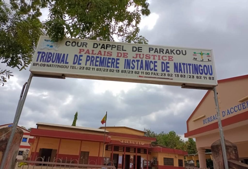 Entrée du tribunal de Natitingou